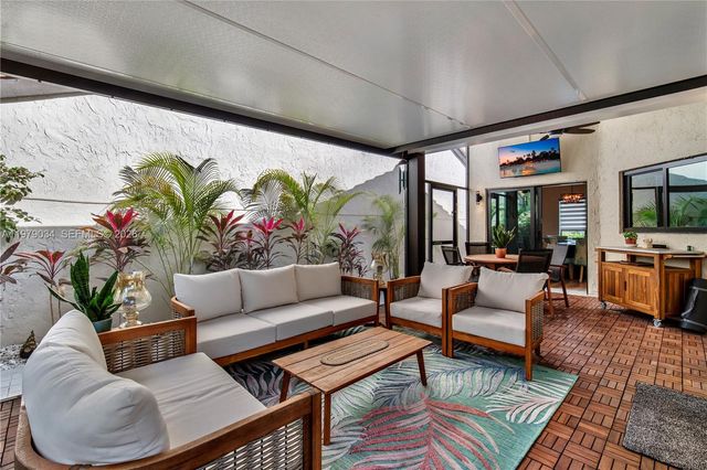 9066 SW 112th Ct, Miami, FL 33176