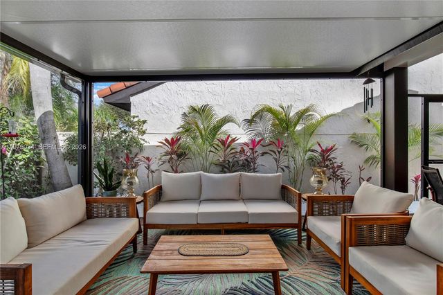 9066 SW 112th Ct, Miami, FL 33176