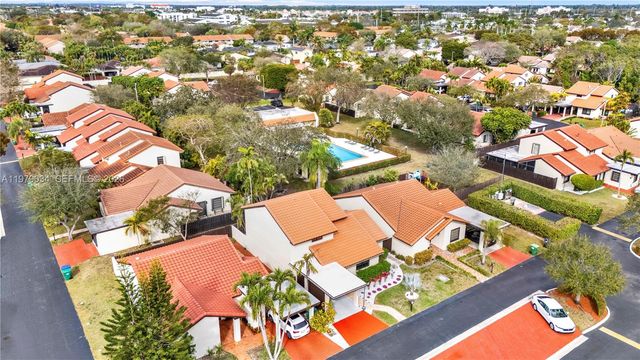 9066 SW 112th Ct, Miami, FL 33176