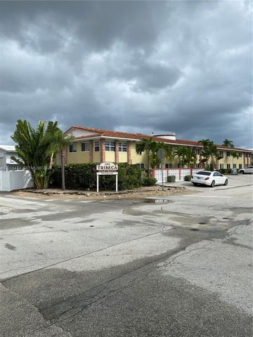 2101 NE 51st St 15, Fort Lauderdale, FL 33308