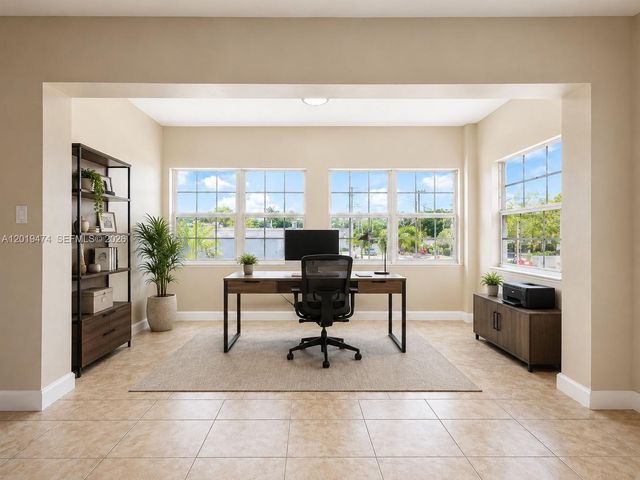 2101 NE 51st St 15, Fort Lauderdale, FL 33308
