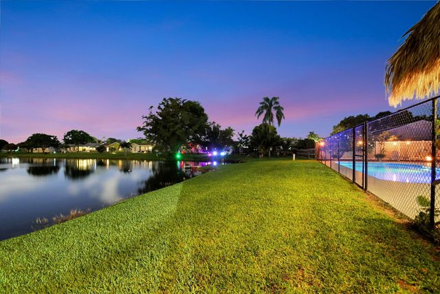 5363 Benjamin Avenue, Boynton Beach, FL 33472