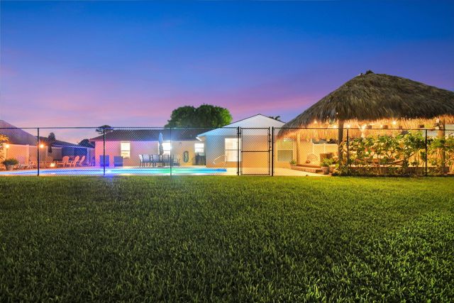5363 Benjamin Avenue, Boynton Beach, FL 33472