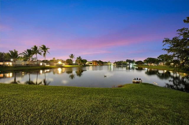 5363 Benjamin Avenue, Boynton Beach, FL 33472