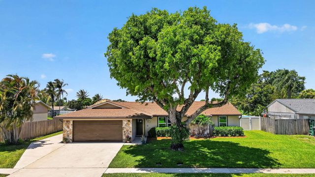 5363 Benjamin Avenue, Boynton Beach, FL 33472