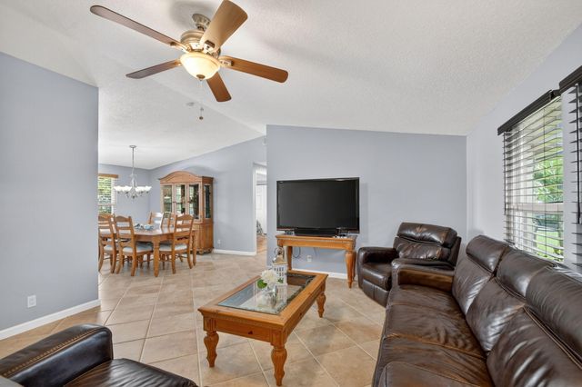 5363 Benjamin Avenue, Boynton Beach, FL 33472
