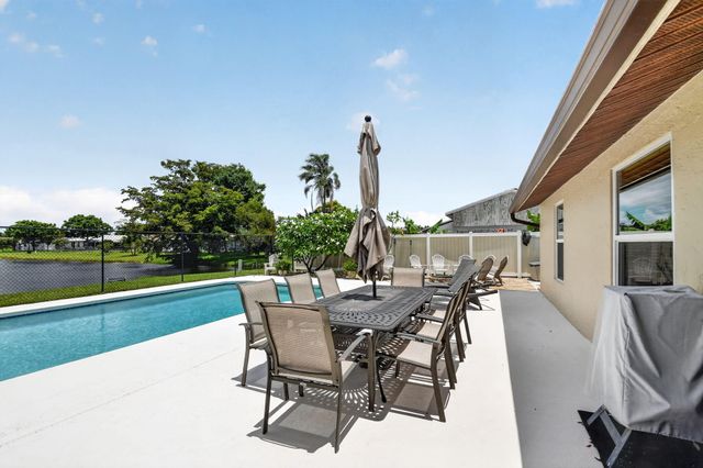 5363 Benjamin Avenue, Boynton Beach, FL 33472