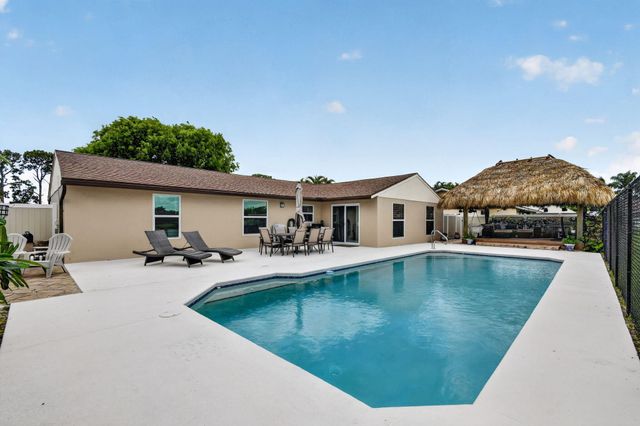 5363 Benjamin Avenue, Boynton Beach, FL 33472