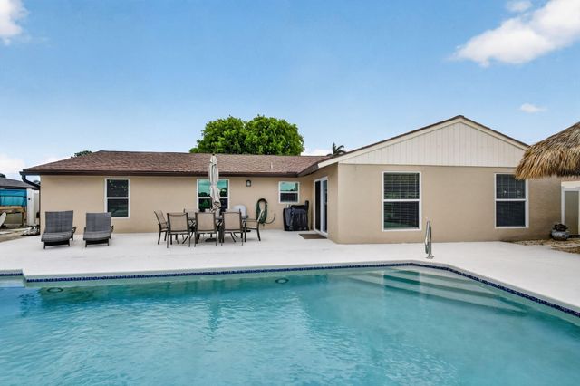 5363 Benjamin Avenue, Boynton Beach, FL 33472