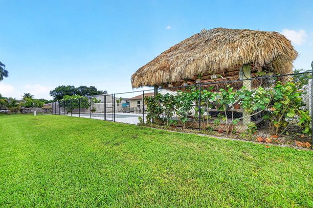 5363 Benjamin Avenue, Boynton Beach, FL 33472