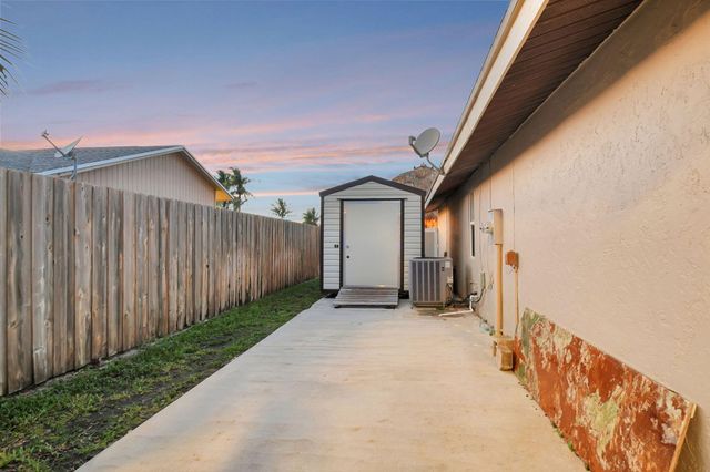 5363 Benjamin Avenue, Boynton Beach, FL 33472