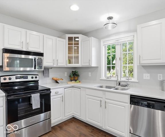 4100 N Rosewood Drive, Bloomington, IN 47404
