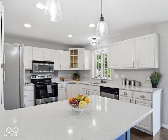 4100 N Rosewood Drive, Bloomington, IN 47404