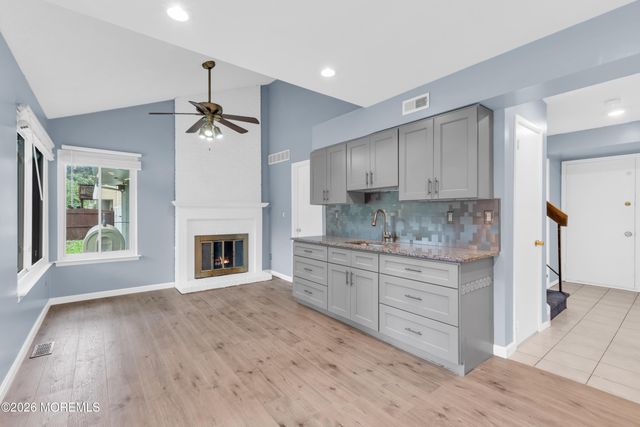 490 Brewers Bridge Road, Jackson, NJ 08527