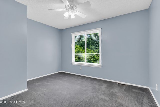 490 Brewers Bridge Road, Jackson, NJ 08527