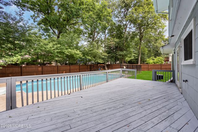 490 Brewers Bridge Road, Jackson, NJ 08527