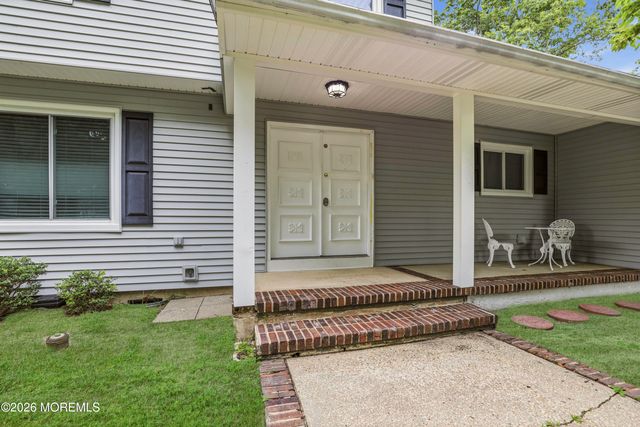 490 Brewers Bridge Road, Jackson, NJ 08527