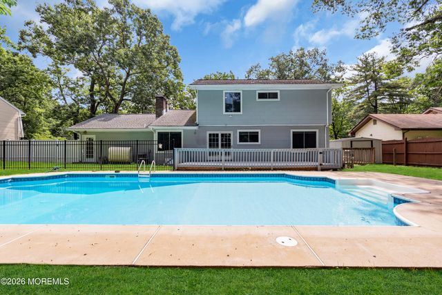 490 Brewers Bridge Road, Jackson, NJ 08527