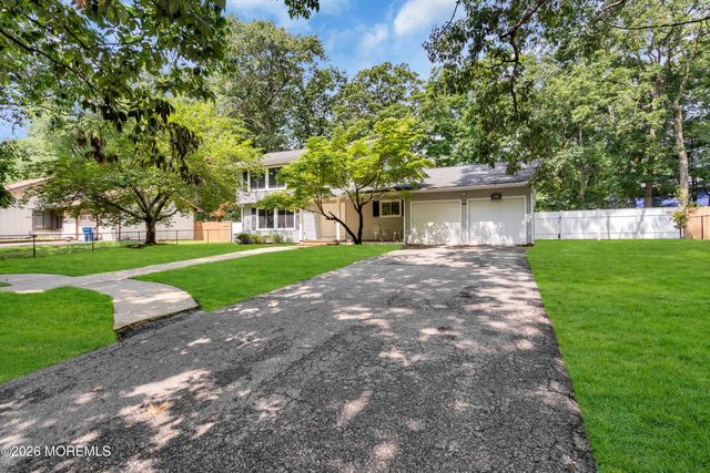 490 Brewers Bridge Road, Jackson, NJ 08527