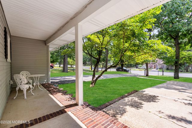 490 Brewers Bridge Road, Jackson, NJ 08527