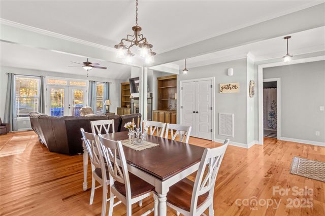 121 Wildeman Trail, Statesville, NC 28625