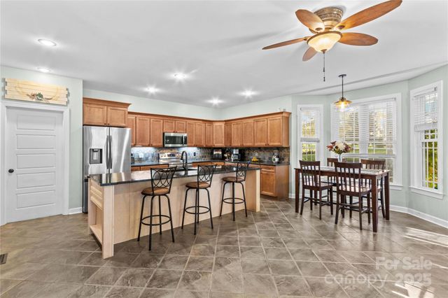 121 Wildeman Trail, Statesville, NC 28625