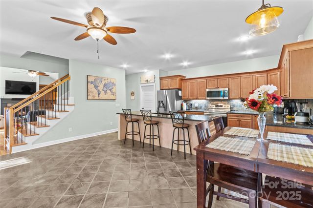 121 Wildeman Trail, Statesville, NC 28625