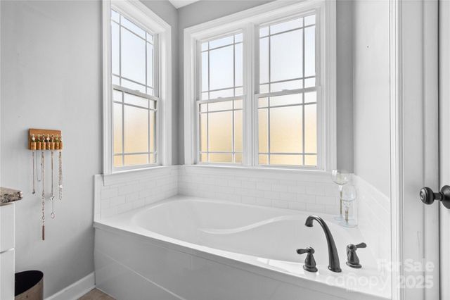 121 Wildeman Trail, Statesville, NC 28625