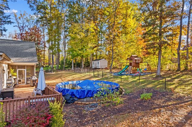 121 Wildeman Trail, Statesville, NC 28625