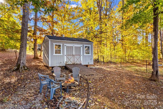 121 Wildeman Trail, Statesville, NC 28625