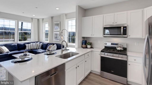 24 ELLIOT LANE, Westampton, NJ 08060