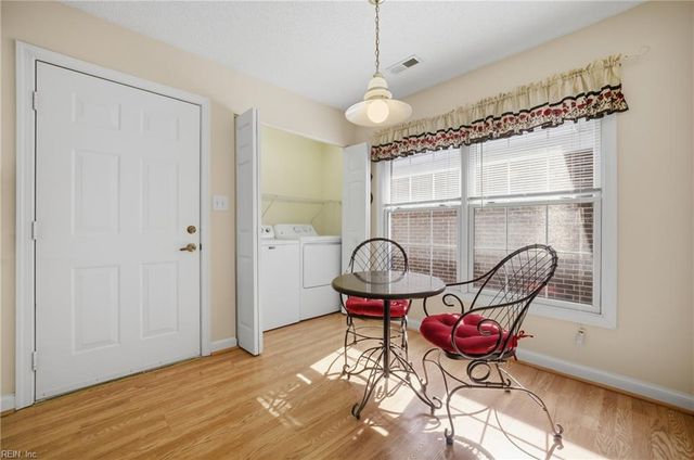 1113 Trieste CT, Virginia Beach, VA 23454