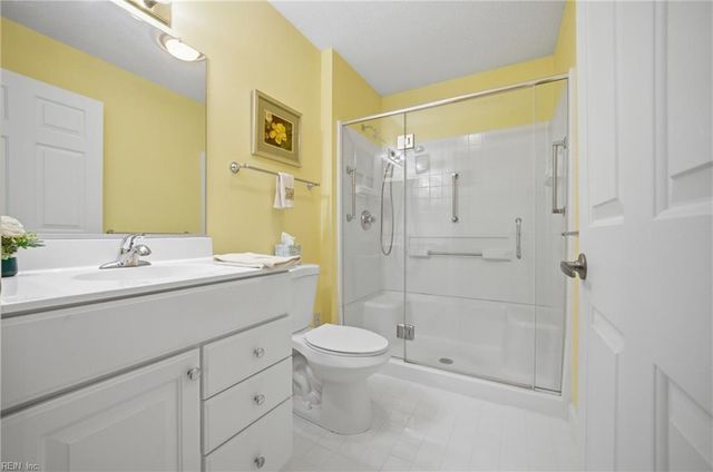 1113 Trieste CT, Virginia Beach, VA 23454