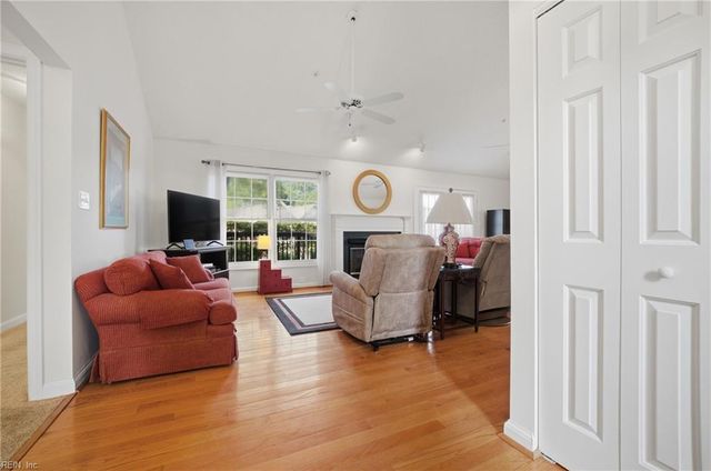1113 Trieste CT, Virginia Beach, VA 23454