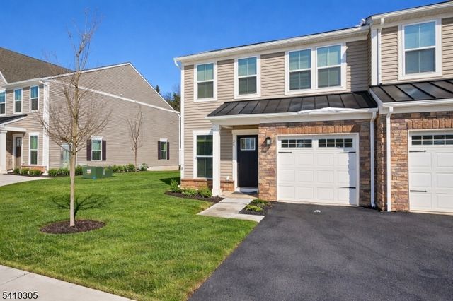 20 Owen Ct, Franklin Twp., NJ 08873