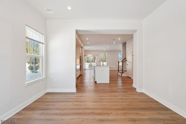 20 Owen Ct, Franklin Twp., NJ 08873