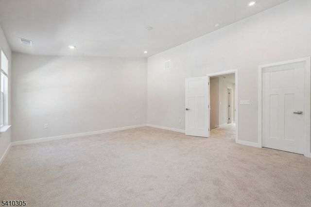 20 Owen Ct, Franklin Twp., NJ 08873