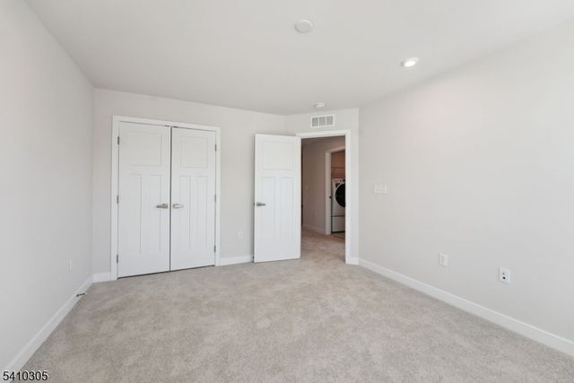 20 Owen Ct, Franklin Twp., NJ 08873