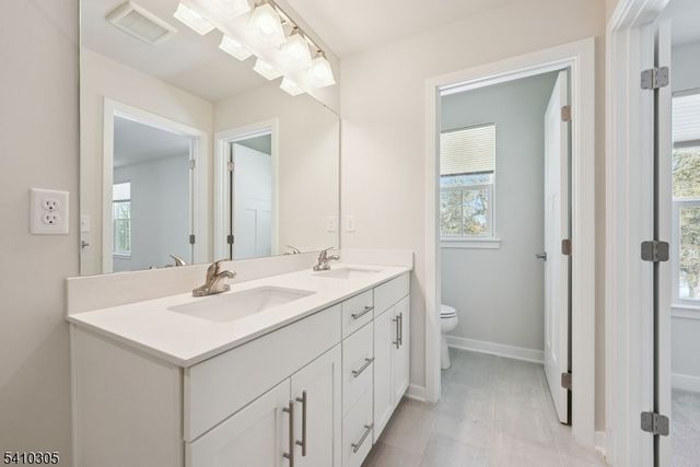 20 Owen Ct, Franklin Twp., NJ 08873