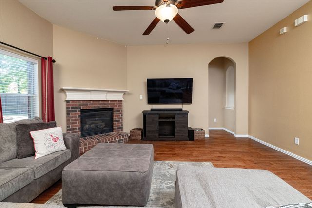 2420 Bent Trail, Mansfield, TX 76063