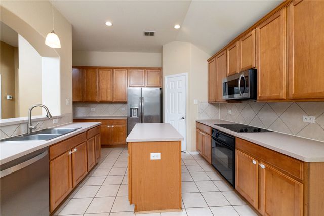 2420 Bent Trail, Mansfield, TX 76063