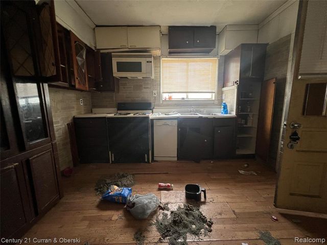 11731 Washburn Street, Detroit, MI 48204