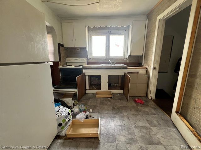 11731 Washburn Street, Detroit, MI 48204