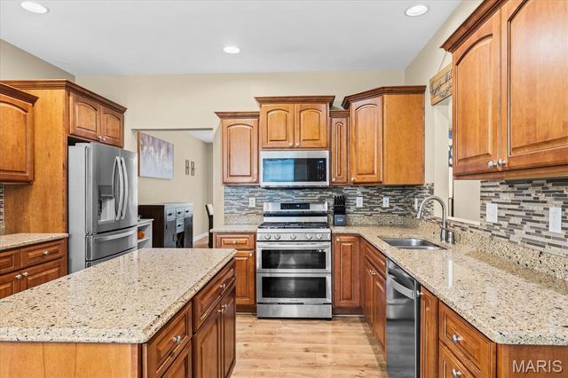 3408 Amber Meadows Court, Swansea, IL 62226