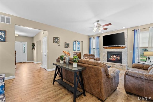 3408 Amber Meadows Court, Swansea, IL 62226