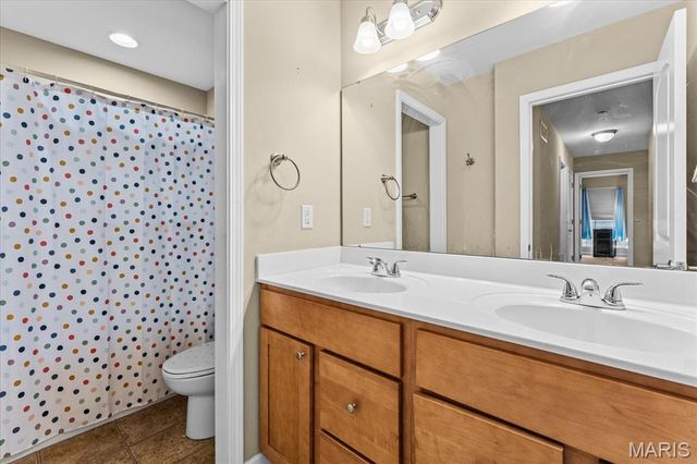 3408 Amber Meadows Court, Swansea, IL 62226