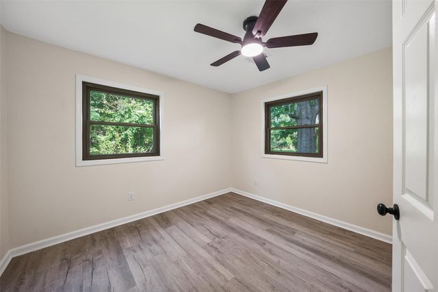 725 Lafayette Street, Hempstead, TX 77445