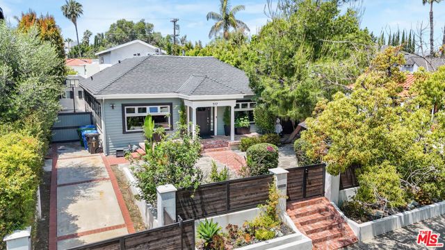 937 S Tremaine Avenue, Los Angeles, CA 90019