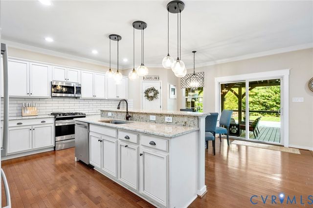 10744 Providence Park Dr, Ashland, VA 23005