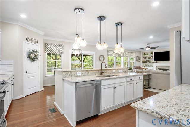 10744 Providence Park Dr, Ashland, VA 23005